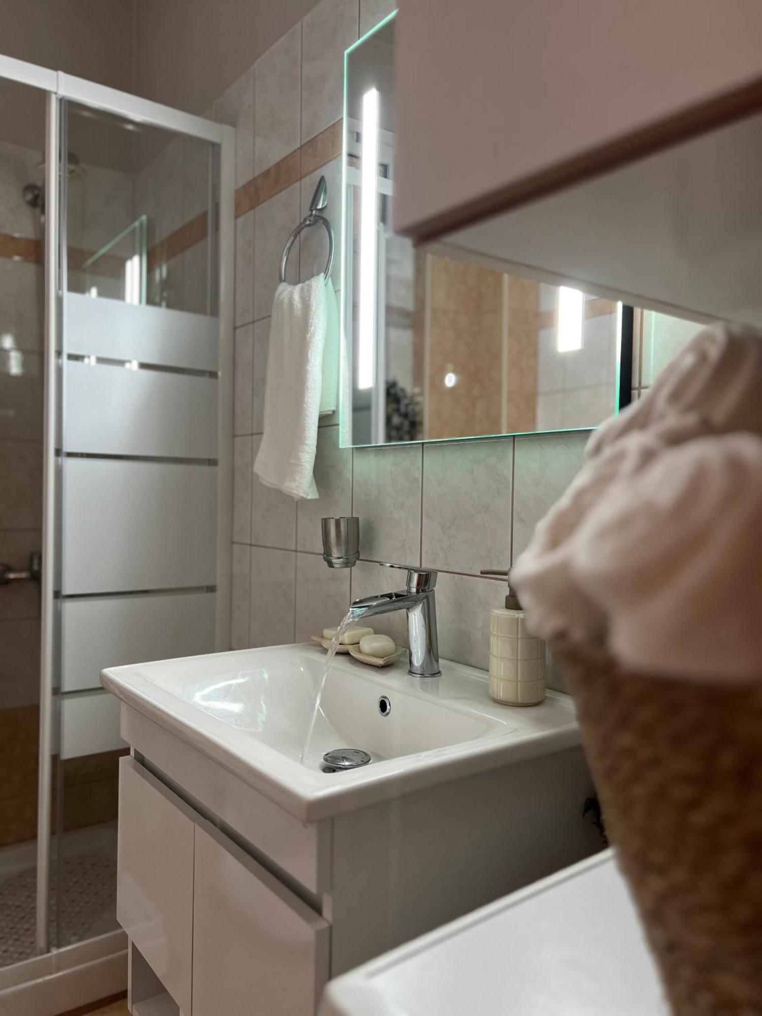 Olympus Cozy Apartment ลิโตโครอน ภายนอก รูปภาพ